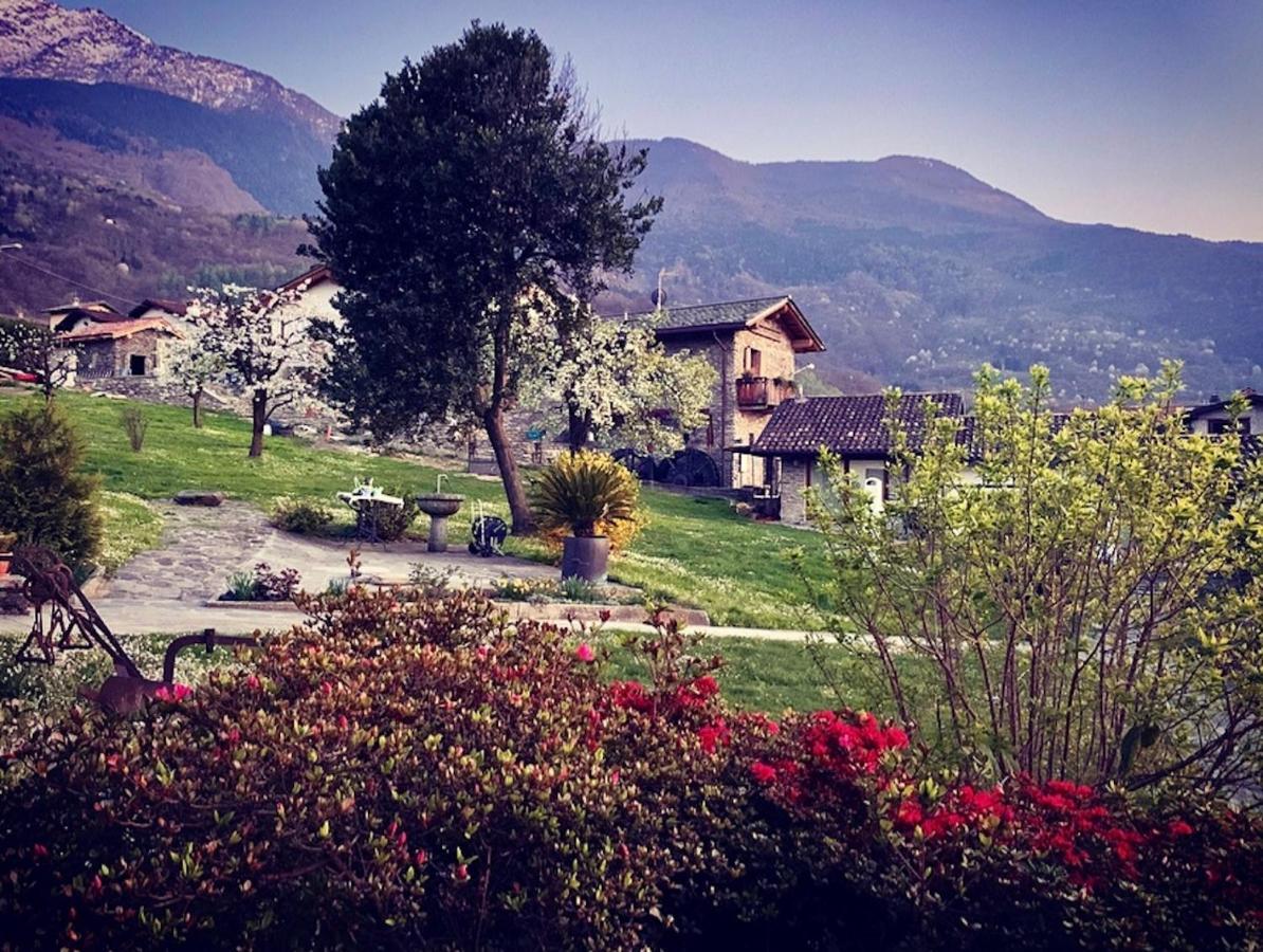 La Volta - Lake Como Heritage Home In Molino Maufet Watermill - Patio On The Garden Колико Екстериор снимка